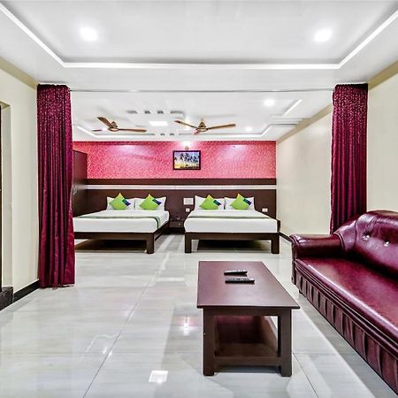 Treebo Sripadha Residency Alipiri Road Hotel Tirupati Kültér fotó